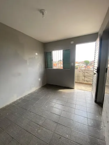 Kitnet compacta, funcional e com excelente localização em Veloso - Osasco - SP