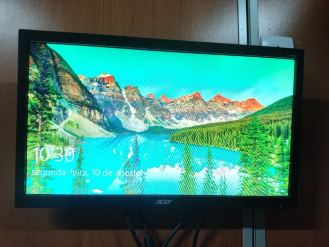 Monitor Acer HDMI 16 polegadas