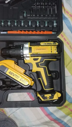Furadeira e Parafusadeira Elétrica 48V Nova