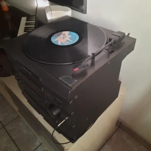 Sony LBT-36W Vintage System com Toca-Discos + Tape + Rádio