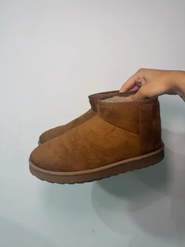 SAPATO INSPIRAÇÃO UGG DA PRIMARK