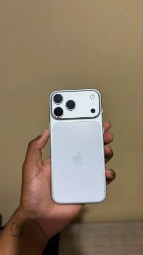 Vendo iPhone 17 pro Max