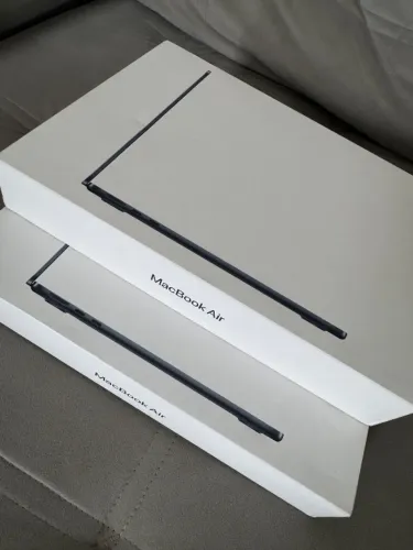 MacBook Air 13 M5 16gb ram ssd 512GB Midinight NOVO LACRADO