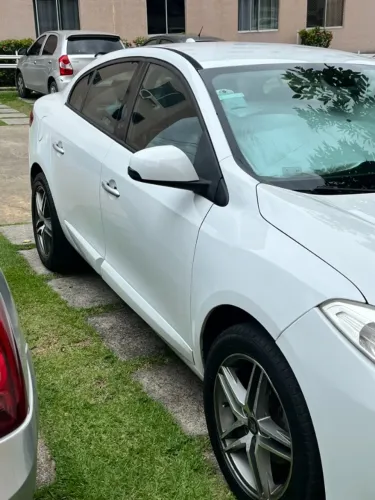 Renault Fluence Sed. Dynamique 2.0 16V Flex Aut. 2013