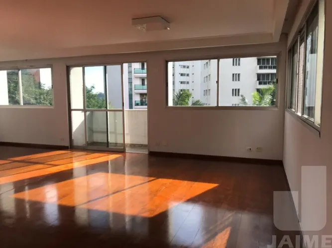 EXCELENTE APARTAMENTO PARA ALUGAR DE 03 DORMITÓRIOS NA RUA BAHIA