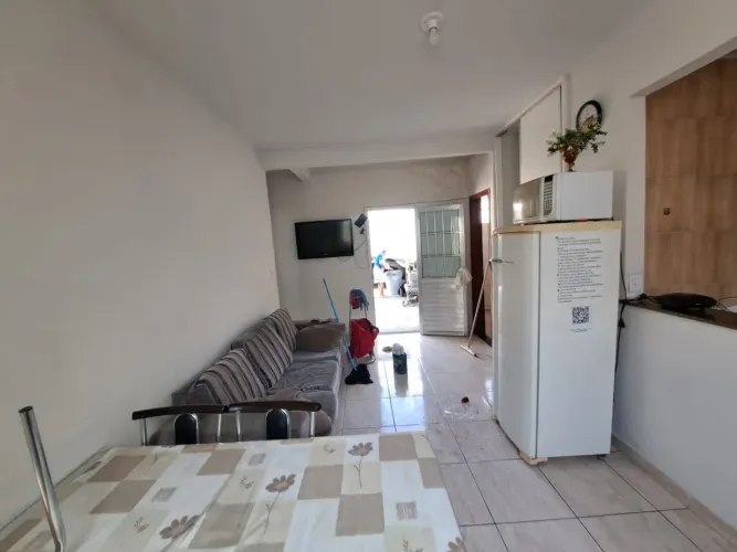 EXCELENTE CASA MOBILIADA PARA LOCAÇÃO NO BAIRRO GLORIA