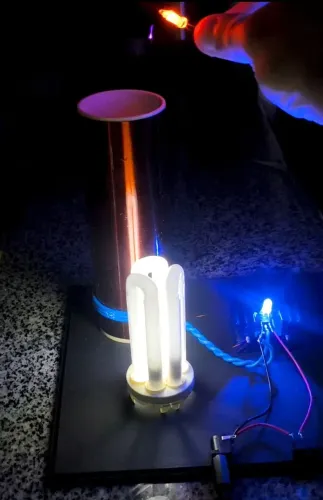 Bobina de tesla para Feira de Ciências 12V