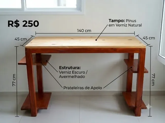 Escrivaninha em Madeira