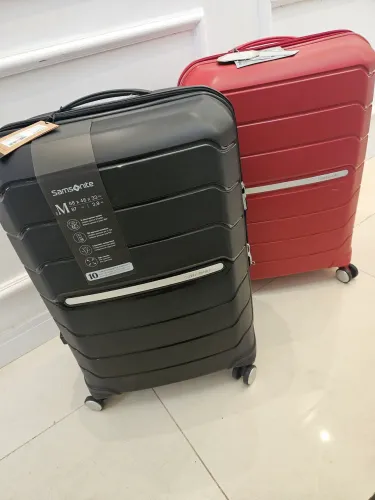 Mala samsonite octolite M NOVAS AC CARTAO