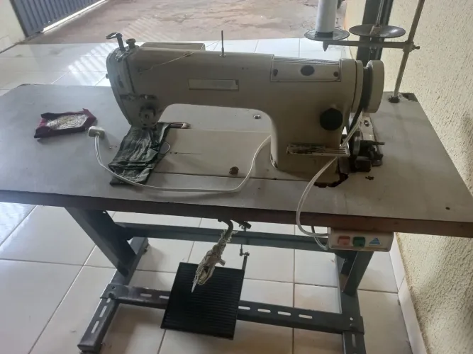 Refiladeira/ Máquina Reta