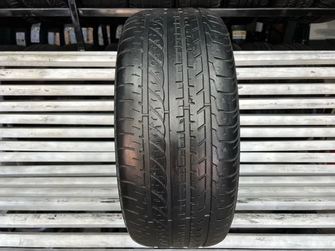 Pneu 225/50/17 Goodyear EfficientGrip R$150,00