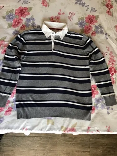 Blusa de lã tamanho g 