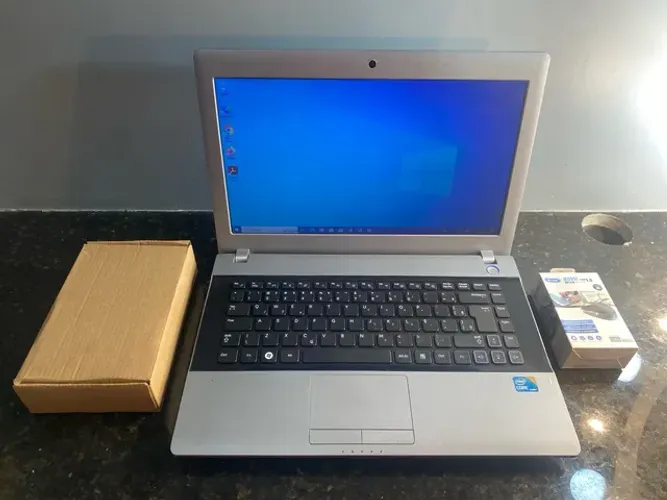 Notebook Samsung RV411 / com garantia - aceito cartão 
