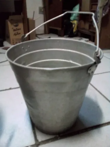 Balde Alumínio para Leite