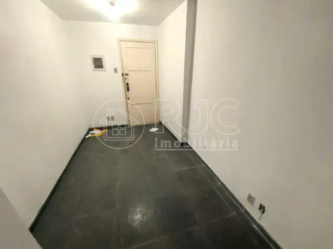 Ponto comercial/Loja/Box para venda com 25 metros quadrados com 1 quarto