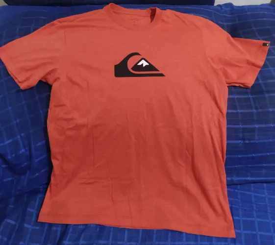 Camiseta Originais Quicksilver, Reef e 2 peças de brinde