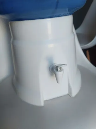 Suporte para galão d'água 