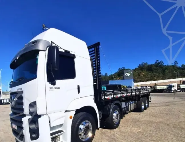 Vw 25360 Constellation Leito Bitruck 8x2 2023 e carroceria nova 9,10 m