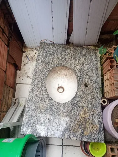 Louca sanitária pia