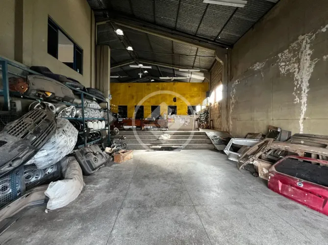 IMÓVEL COMERCIAL DISPONÍVEL PARA LOCAÇÃO - AVENIDA CARMINDO DE CAMPOS codigo: 115366