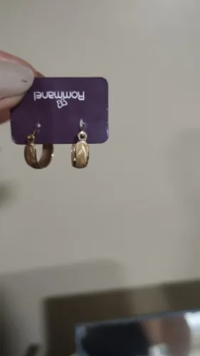Brinco pequeno Rommanel - Novo