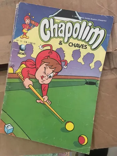 02 Revistas antigas Chaves e Chapolin - valor pelo par