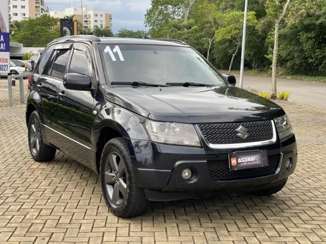 Suzuki Grand Vitara 2.0 16V 3P 2011