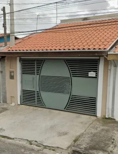 Casa Térrea no Cidade Jardim em Jacareí-SP - Permuta Maior Valor!!!