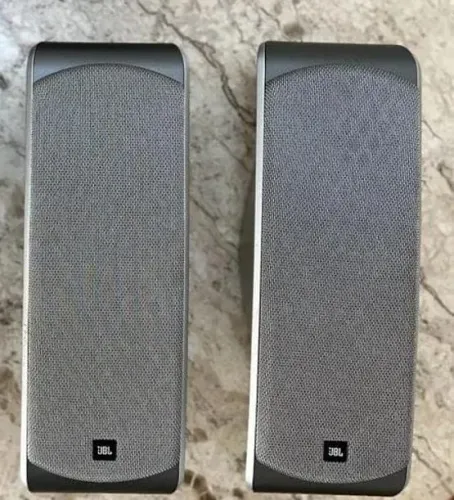 Par de caixas de som satélites JBL SCS200