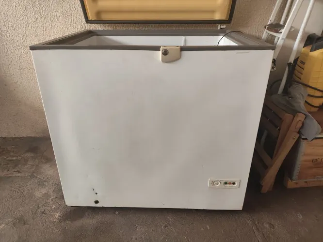Freezer horizontal Consul 309L