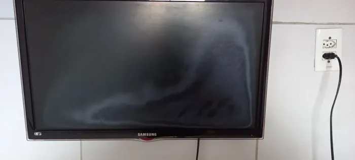 TV Samsung 27 polegadas LEIA