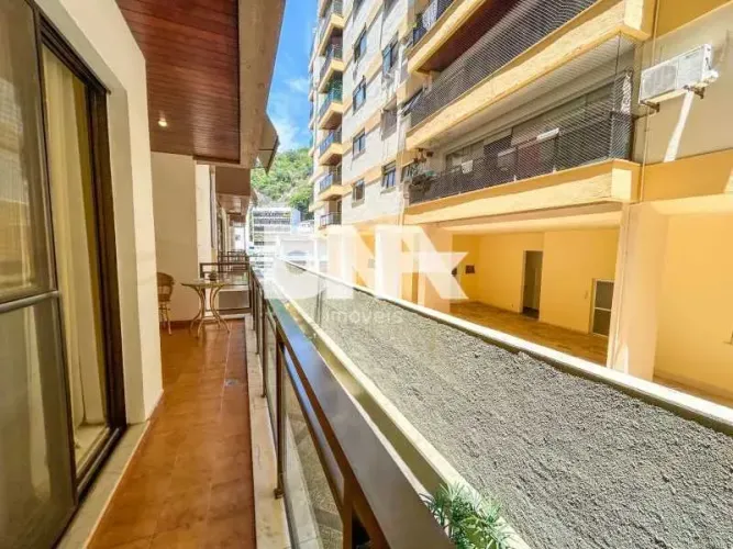 Apartamento - / Residencial / Leblon