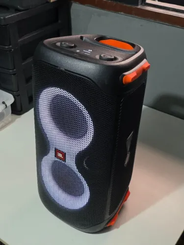 Caixa de som JBL Partybox 110