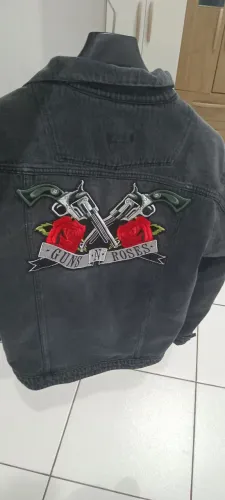 JAQUETA JEANS GUNS n ROSES(aceito ofertas)