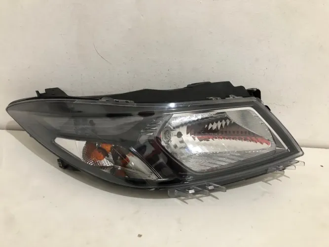 Farol Onix Prisma 2013 2014 2015 Á 2019 Máscara Negra Lado Direito Original 