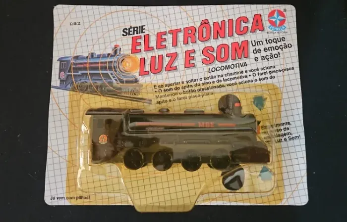 Série Luz e Som Estrela - Locomotiva Preta