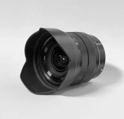Lente Sony Sel 10-18mm F/4 FE
