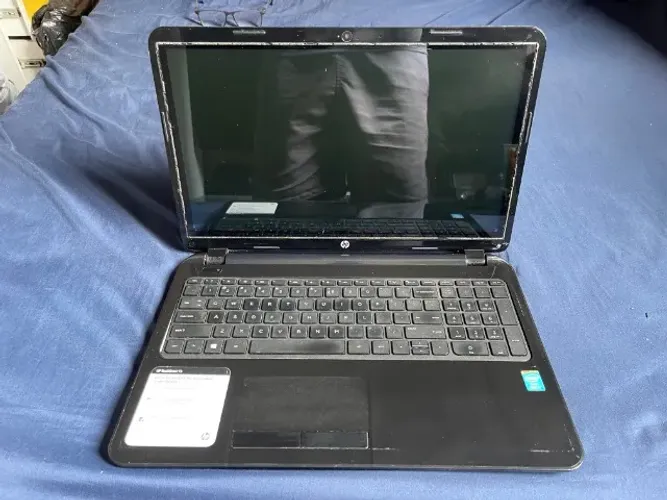 Notebook HP TouchSmart 15-R015DX, Não liga, Venda No Estado Para Reparo Ou Peças !