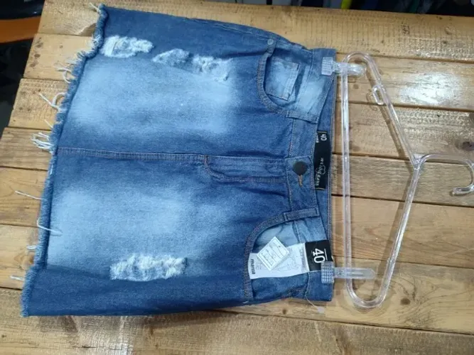 SHORT SAIA MARISA TAMANHO;40 VALOR; 69,99