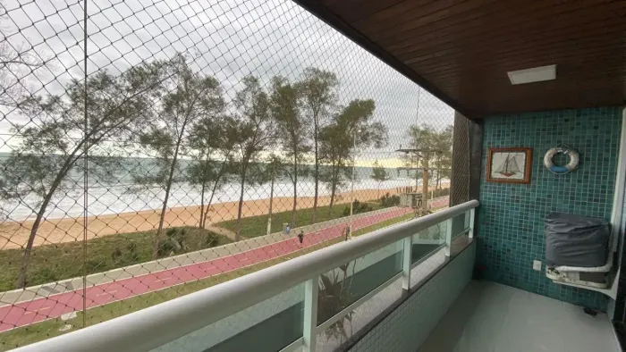 Apartamento  Disponível Locação Com 4 Quartos na Praia do Pecado - Macaé - RJ