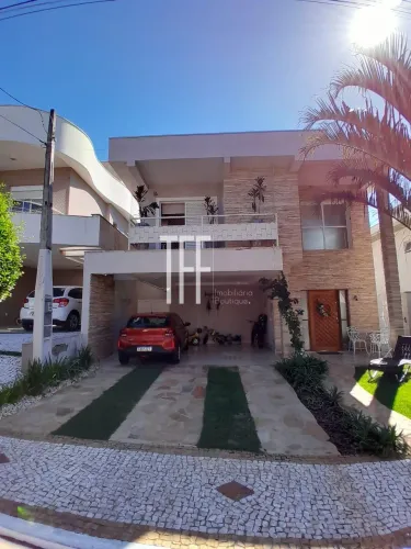 Casa à venda no condomínio Espaço & Verde, localizado em Barão Geraldo, Campinas - SP.