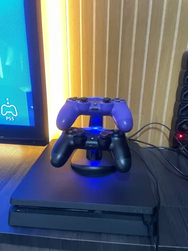 PS4