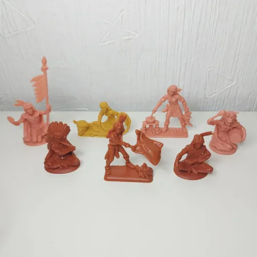 Lote com 7 Índios Originais da Gulliver - Forte Apache / 4 Perfeitos + 3 com Detalhes