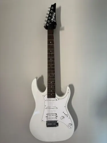 Guitarra Ibanez Gio