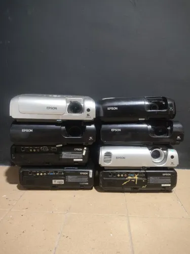 10 projetores Epson usados