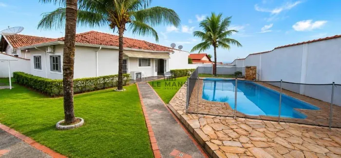 Casa à venda no bairro Jardim Botânico em São Pedro - SP