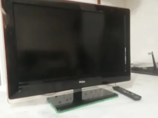 TV Led 32 polegadas Philco em perfeito estado