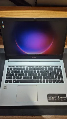 Notebook ACER APIRE 5 Processador I5, 8 GB de RAM e 512 de SSD 