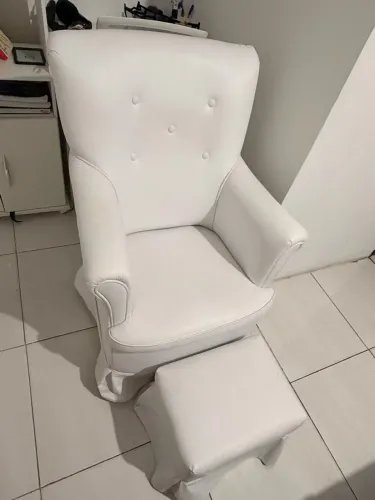 Poltrona de amamentação 