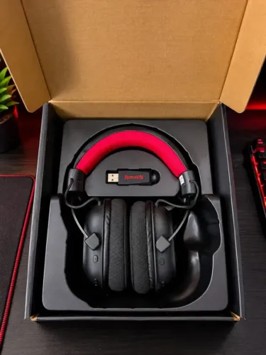 Redragon Zeus Pro Wireless - Perfeito Estado
